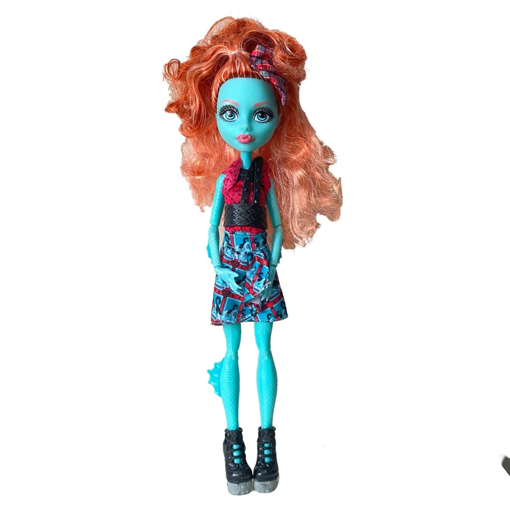 Monster High Lorna McNessie Original Monster Exchange Doll G1